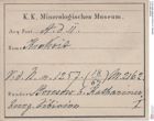 Etiketten zu Krokoit (NHMW-MIN-Ad11)